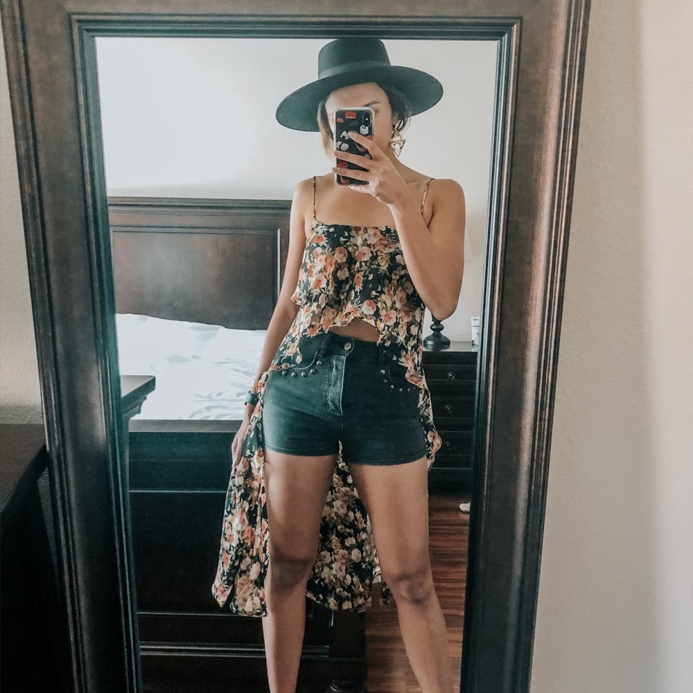 UNIF floral tank worn once